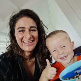Roxane, Babysitter in Vught