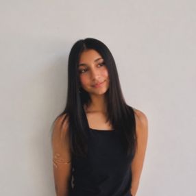 Melisa, Oppas in Axel