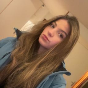 Isa, Babysitter in Kudelstaart