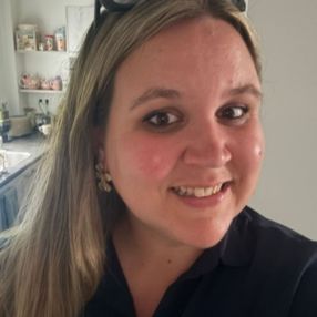 Angela, Babysitter in Den Bosch