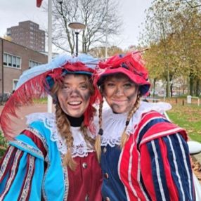 Pieten, Babysitter in Stadskanaal