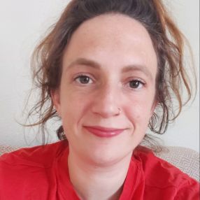 Leonne, Babysitter in Heerlen