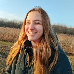 Lisa, Babysitter in Leiderdorp