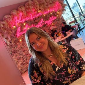 Kimberly, Oppas in Kampen