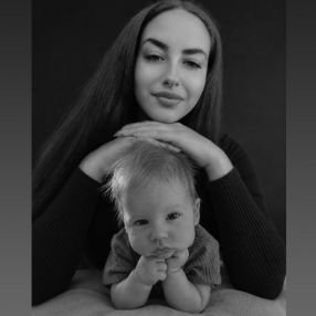 Rhona, Gezin in Zuidwolde