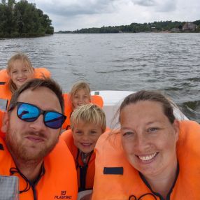 Alec, Family in Hellevoetsluis