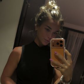 Deborah, Oppas in Sittard