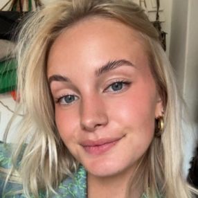 Elise bos, Babysitter in Ureterp