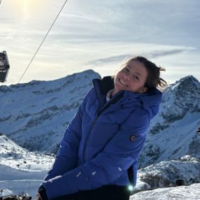Anniek, Oppas in Pijnacker