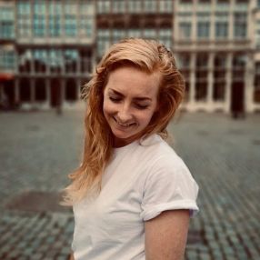 Loessiebee, Gezin in Ijmuiden