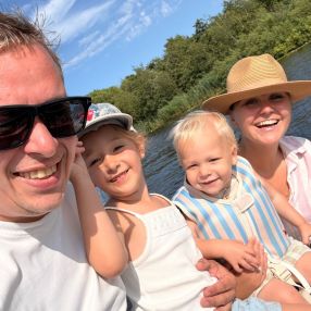 Michelle, Family in Aalsmeer
