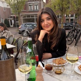 Inessa, Oppas in Leusden
