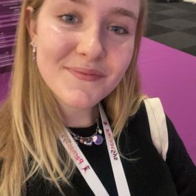 Katrien, Oppas in Zoeterwoude