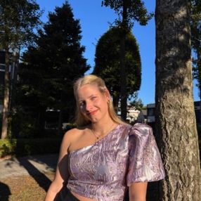 Anne-Claire, Babysitter in Halsteren