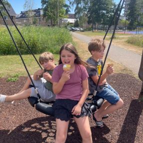 Leonie, Family in Vlaardingen