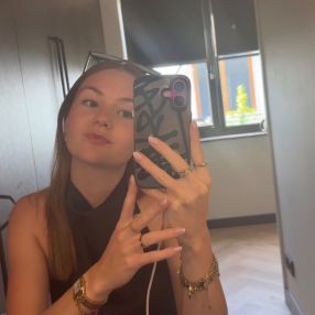 Tessa, Oppas in Meteren