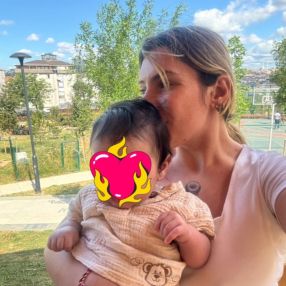 Dilara, Babysitter in Hilversum