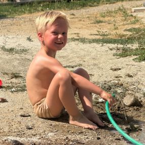 Demi, Family in Doetinchem