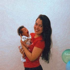 Inaê, Babysitter in Monnickendam