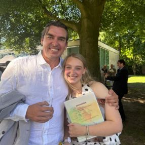 Noor, Babysitter in Loenen aan de Vecht
