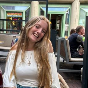Renske, Babysitter in Waddinxveen