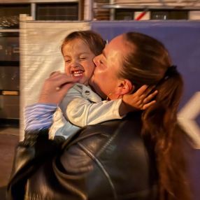 Sharona, Babysitter in Katwijk