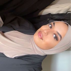Youssra, Oppas in Bergen op Zoom