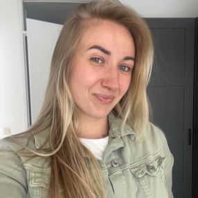 Rebecca, Oppas in Nieuwegein