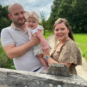 Lysanne, Gezin in Almelo