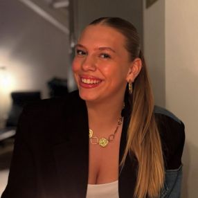 Lynn, Oppas in De Kwakel