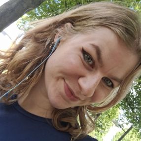 Myrte, Babysitter in Barneveld
