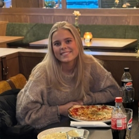 Linnea, Barnevakt i Klepp