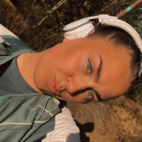 Andrine, Babysitter in Kongsberg