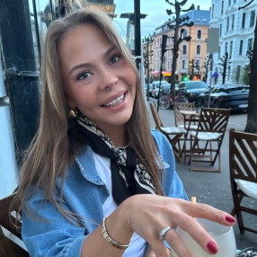Emma Hagen, Barnevakt i Lommedalen