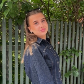 Sara Mathea, Barnevakt i Oslo