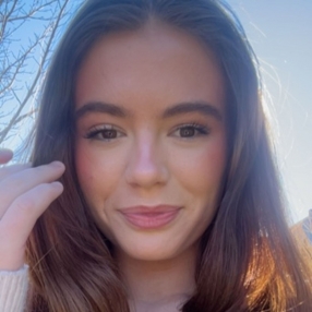 Sarah, Barnevakt i Spydeberg