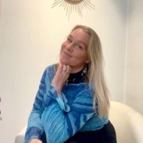 Mari, Barnevakt i Oslo