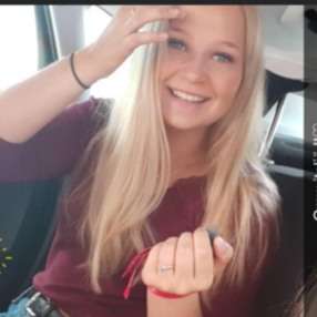 Fleur, Babysitter in Lillehammer