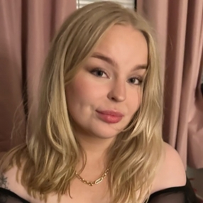 Ina Elise, Barnevakt i Hamar