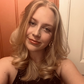 Andrine, Barnevakt i Hamar