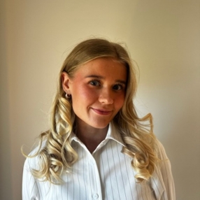 Julia, Barnevakt i Oslo