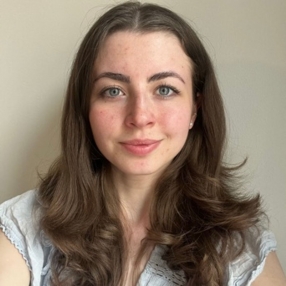 Eline, Babysitter in Oslo