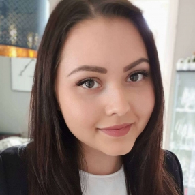 Miriam Jeanette, Barnevakt i Hafrsfjord