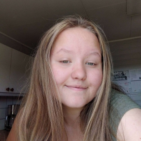 Thea, Barnevakt i Gjøvik