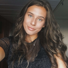 Barnevakt Anny i/på Lunde