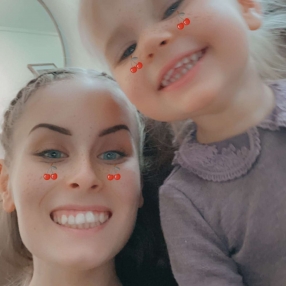 Charlotte, Familie i Vennesla