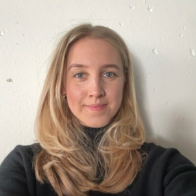 Karoline, Barnevakt i Tønsberg