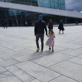 Bastian, Familie i Lillestrøm