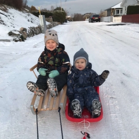 Ruta, Familie i Larvik