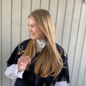 Ella, Barnevakt i Kleppestø
